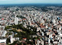 Foto aérea da cidade de Caxias do Sul
